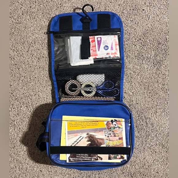 Pet First Aid Kit - Picture 3 of 6